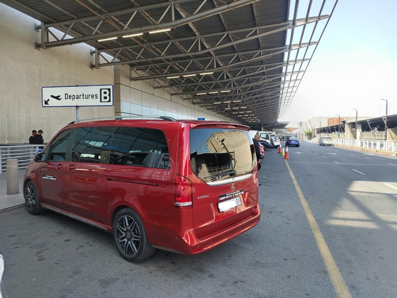 V-Class on an airport departures transfer